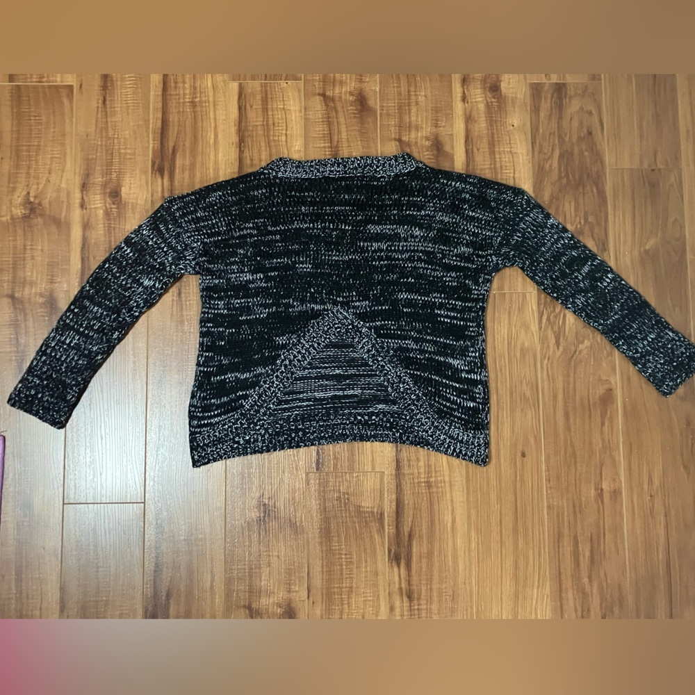 *🧡3/20$*Open Back Knit Sweater - Picture 2 of 5
